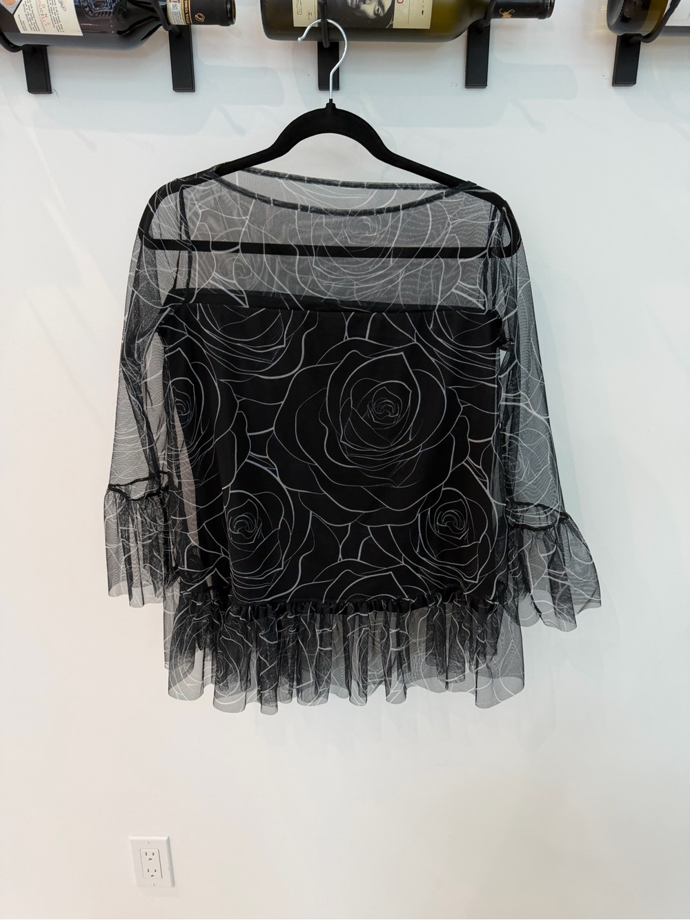 Chiara Boni Black Sheer Rose-Print Ruffle Blouse size 42 small